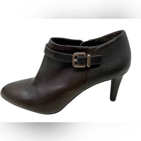 Antonio Melani Size 9.5 Chocolate Booties - Picture 3 of 16